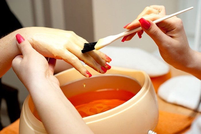 Paraffin. What is paraffin therapy for hands, feet, face used for? Cosmetically liquid, cold paraffin, baths