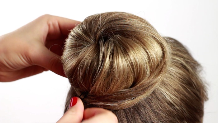 Bundle with a donut for long, medium, short hair. How to make a beautiful bundle. Photo, video