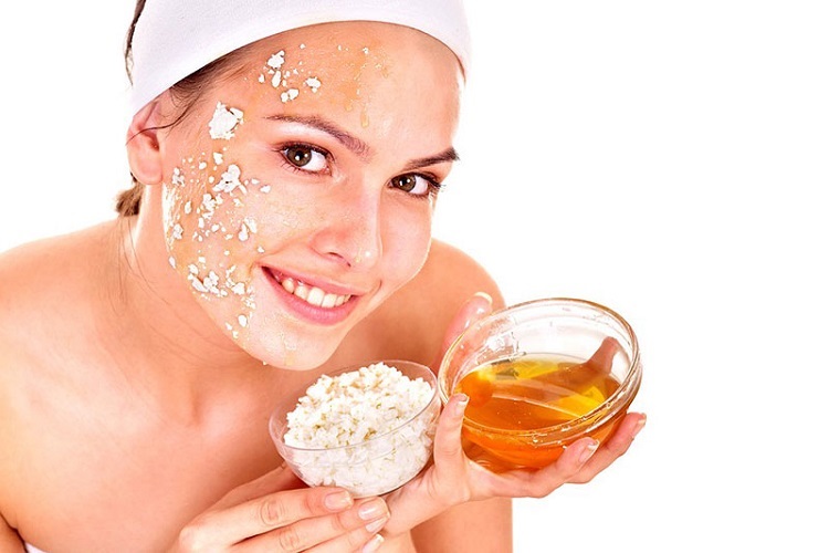 Oatmeal face mask for wrinkles, acne. Simple recipes at home