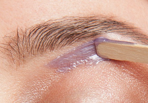 How beautiful and correct to pluck eyebrows. Step by step instructions with photo