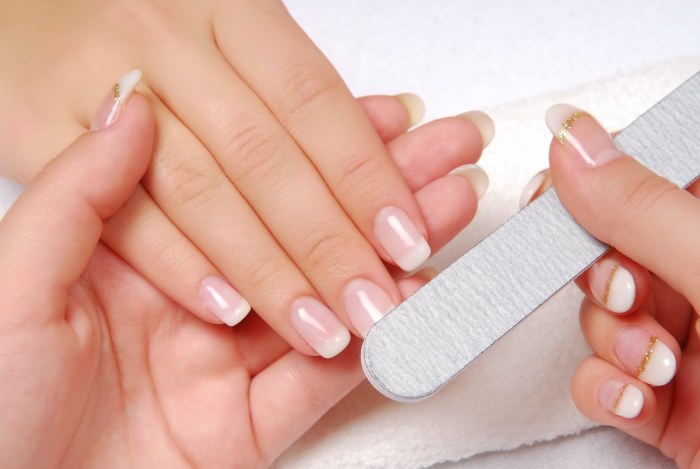 Beautiful manicure at home. Ideas of a fashionable, simple, original manicure - step by step instructions with a photo