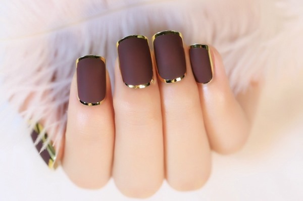 Matte manicure for short nails with gel varnish. Fashion trends 2020, new designs. A photo