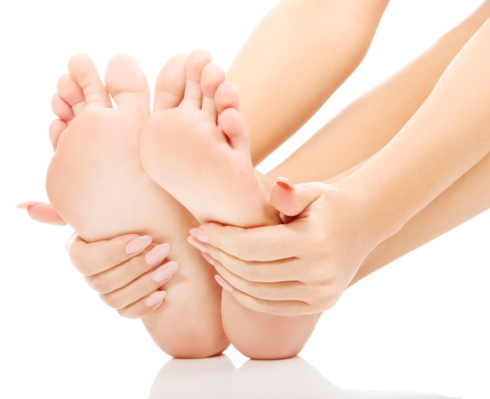 Calluses on the legs - how to treat at home with folk remedies, ointments, creams, plaster