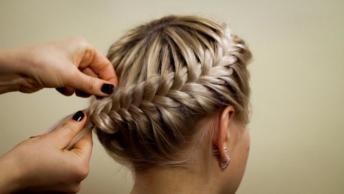 Weaving braids for long hair - beautiful, light and unusual options for weaving curls for girls and girls