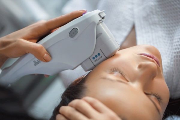 SMAS lifting - ultrasonic face cleaning. Features of the procedure, indications, contraindications, expected effect, photo