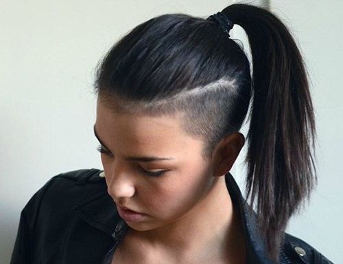 Fashionable and beautiful women's haircuts for long hair. New items 2020, photo