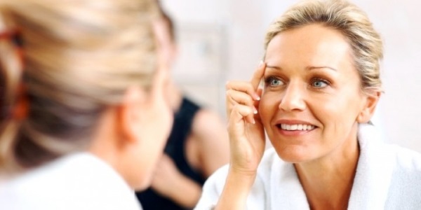 Top 10 creams with hyaluronic acid according to the reviews of cosmetologists for the skin of 40-50 + years