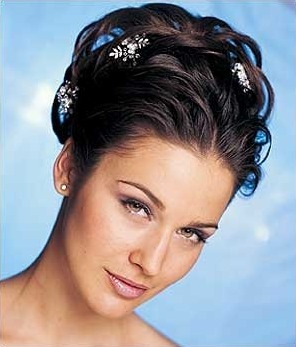 Evening hairstyles for short hair. Beautiful new items 2020, photo. How to do it yourself at home