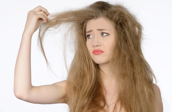 Arricciatura a lungo termine per capelli medi, lunghi e corti. Intaglio e biowaving, istruzioni passo passo con foto