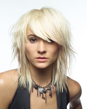 Cascade for short hair. Photo haircuts front and back, with bangs and without, styling for a round, oval, square face