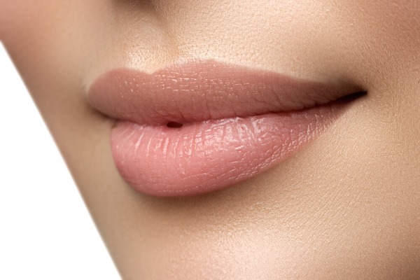 Lip tattoo with shading: natural color, 3D, miass, caramel, photo