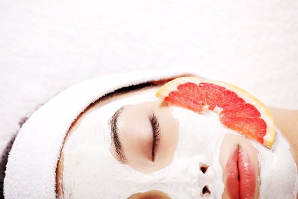 Moisturizing facial masks at home. Top 10 rating