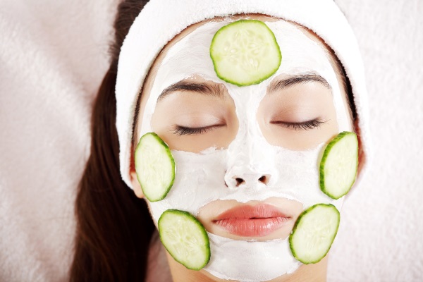 Moisturizing facial masks at home. Top 10 rating