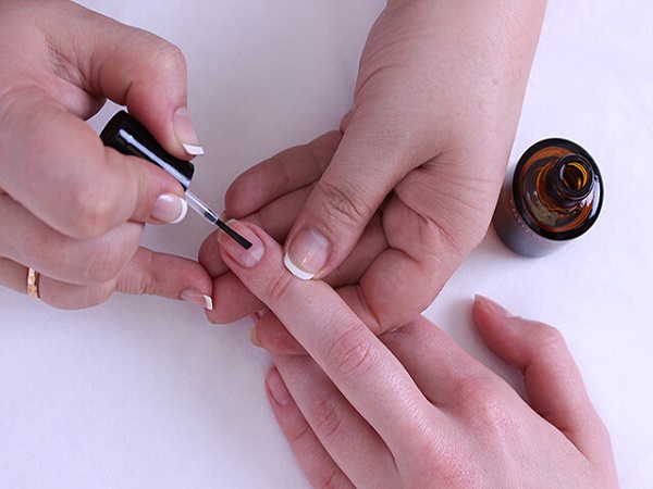 What is a nail primer and what is it for, for gel polish, shellac, acid-free. How to use it