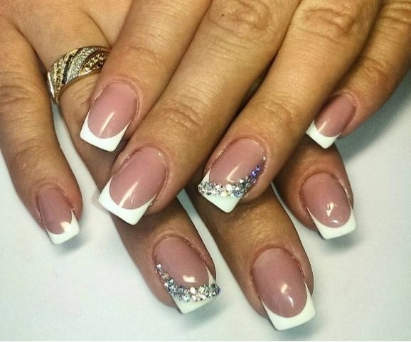 French on the nails. Photo 2020, new items: white gel polish with a pattern, beautiful ombre, gradient, shellac geometry