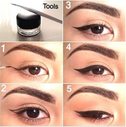 Come disegnare le frecce davanti ai tuoi occhi con l'eyeliner in più fasi. Bella per se stessa, perfetta e uniforme. Foto, video tutorial