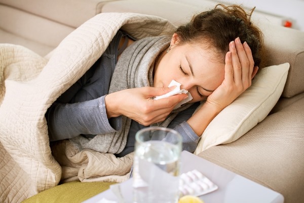 Chirurgia del setto nasale: periodo postoperatorio, cura del naso dopo la correzione, riabilitazione. Una foto