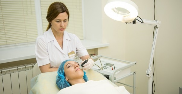 Non-injection hardware facial mesotherapy. What is this procedure, benefits, effectiveness, price