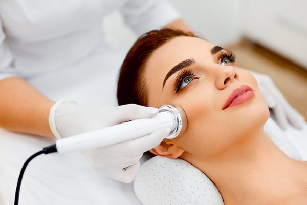 Non-injection hardware facial mesotherapy. What is this procedure, benefits, effectiveness, price