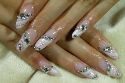 French on almond-shaped nails: new items 2020. Design with rhinestones, sparkles, rubbing, gel polish pattern