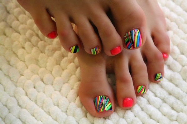 Fashion trends in pedicure 2020. Photos, current ideas and colors