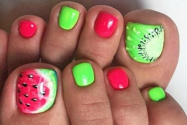 Fashion trends in pedicure 2020. Photos, current ideas and colors