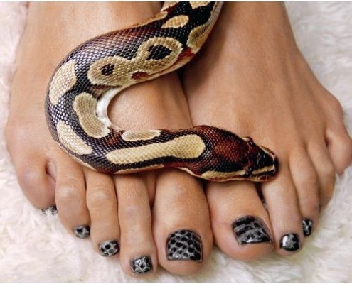 Fashion trends in pedicure 2020. Photos, current ideas and colors