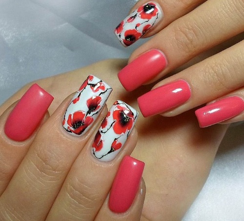 Fiori sulle unghie con smalto gel - idee per manicure e nuovi design: giacca di servizio, fiori voluminosi, delicati, trasparenti, bellissimi. Una foto