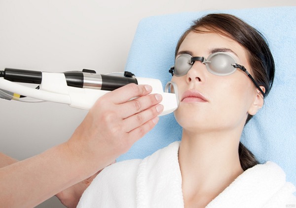 Removal of spider veins on the face with a laser. Contraindications, consequences. Prices, reviews