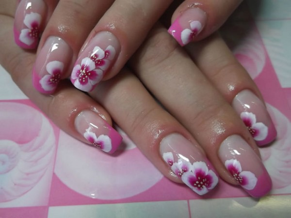 French manicure with gel polish. Photo with pattern 2020, fashion trends. How to make on short and long nails