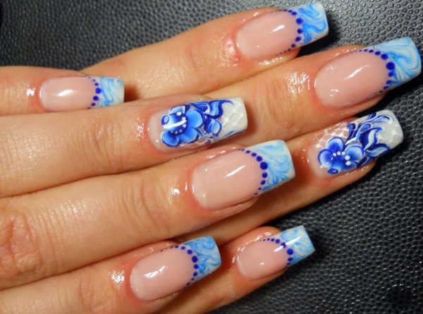 Blue jacket on the nails. Photo of new manicure with a pattern, rhinestones, sparkles, design ideas for spring, winter and summer