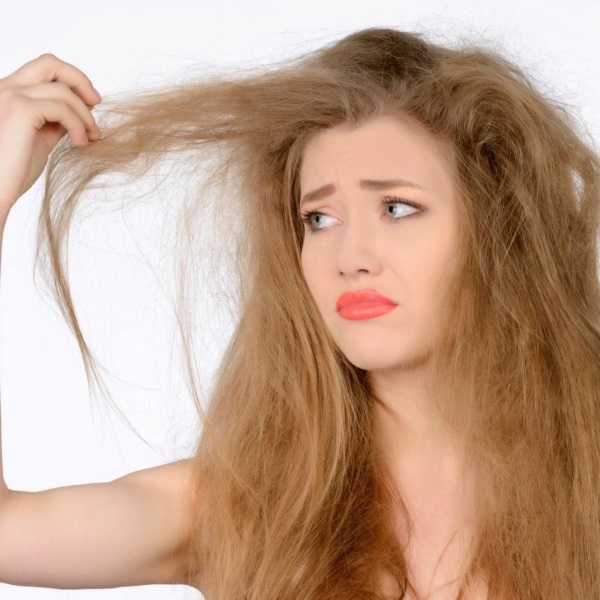 I migliori shampoo per rimuovere la tintura dai capelli e pulire in profondità. Ricette popolari per il lavaggio