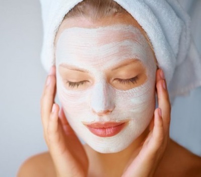 Starch face mask with botox effect, anti-wrinkle, for dry skin, with kefir, banana, soda, salt, olive oil. Recipes