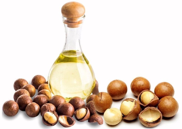 I migliori oli per capelli: cocco, bardana, argan, semi di lino, oliva, olivello spinoso, mandorla, jojoba. Maschere professionali, prodotti della farmacia