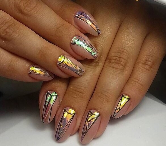 Broken glass on the nails. Photos, features, how to do it. Actual news 2020