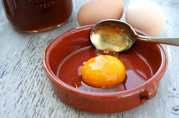 Maschere per lucentezza, setosità e morbidezza dei capelli. Rimedi professionali e ricette casalinghe