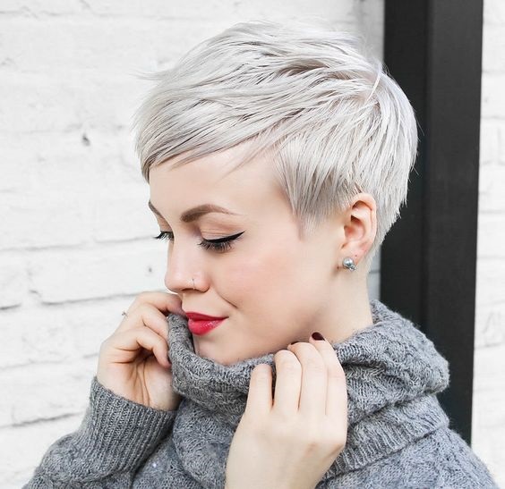 Fashionable haircuts for short hair for women. Trends 2020 fall-winter, new items for different ages and face types