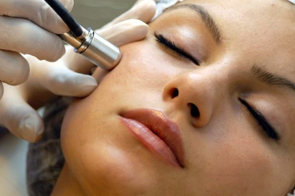 Diamond microdermabrasion of the face - what is it, devices, creams for enzymatic micropeeling. Procedure price