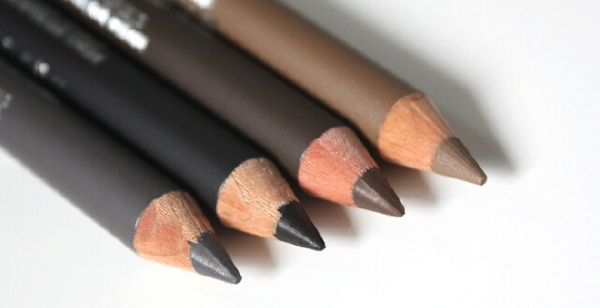 Eyebrow pencil. Beginner's Guide: Waterproof, Powdery, Waxy, Long Lasting