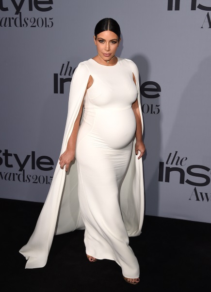 Kim Kardashian. Foto, chirurgia plastica, biografia, parametri della figura, altezza e peso. Come è cambiato il tuo aspetto?