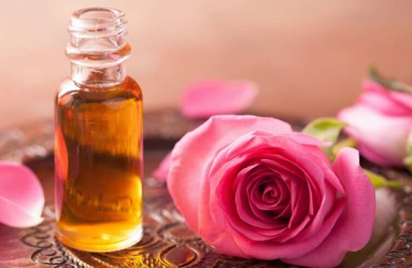 Massage oils and their properties. Basic and essential for erotic, anti-cellulite, healing, anti-aging