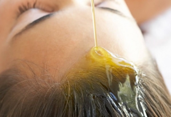 Olive oil for hair: recipes for masks, use with honey, egg, yolk, cinnamon. How to apply at night