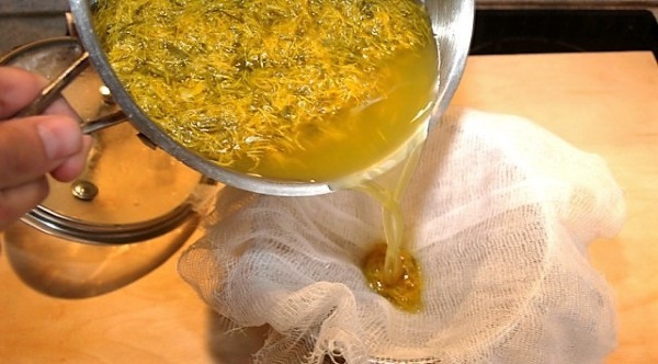 Chamomile for hair. Benefit and application: rinsing, masks, coloring balms. How to brew a pharmacy