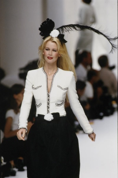 Claudia Schiffer nella sua giovinezza e ora. Foto di come appare prima e dopo la chirurgia plastica