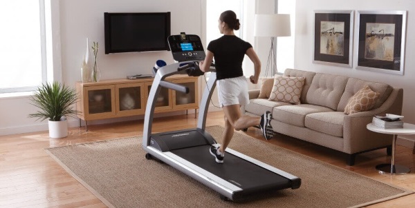 The best treadmills for the home: mechanical, electrical, magnetic, foldable. Prices and reviews