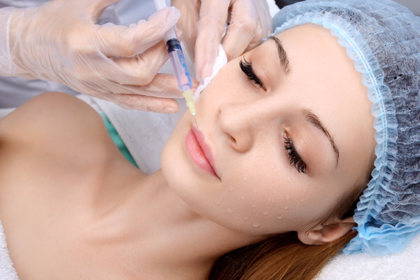 Surgical facelift. Price, how to choose a doctor, types of surgery