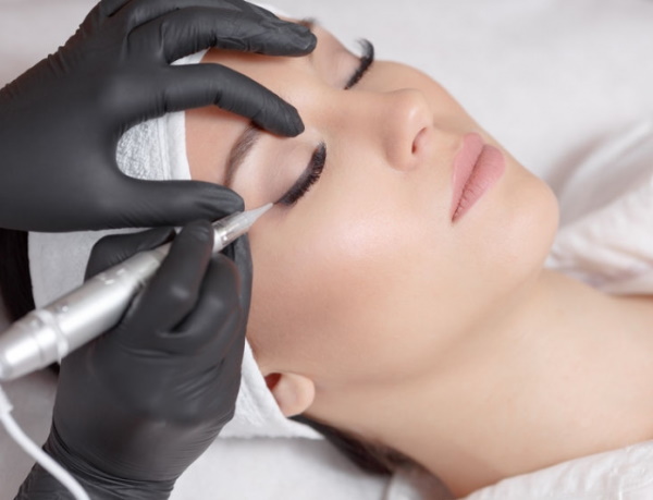 Anesthesia for permanent makeup of eyebrows, eyelids, lips, eyes. Which is better, reviews