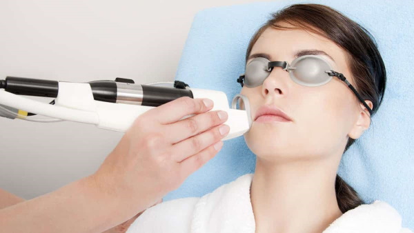 Facial laser in cosmetology. Types, photos before and after application, reviews