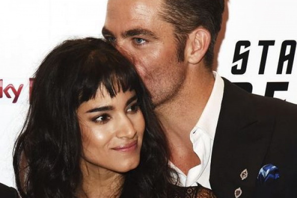 Sofia Boutella. Foto Playboy, Maxim in costume da bagno, vita personale, biografia