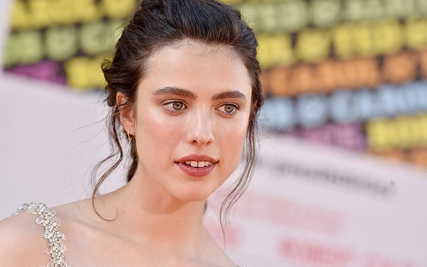 Margaret Qualley. Foto hot in costume da bagno, biografia, vita personale, parametri della figura, prima e dopo la chirurgia plastica